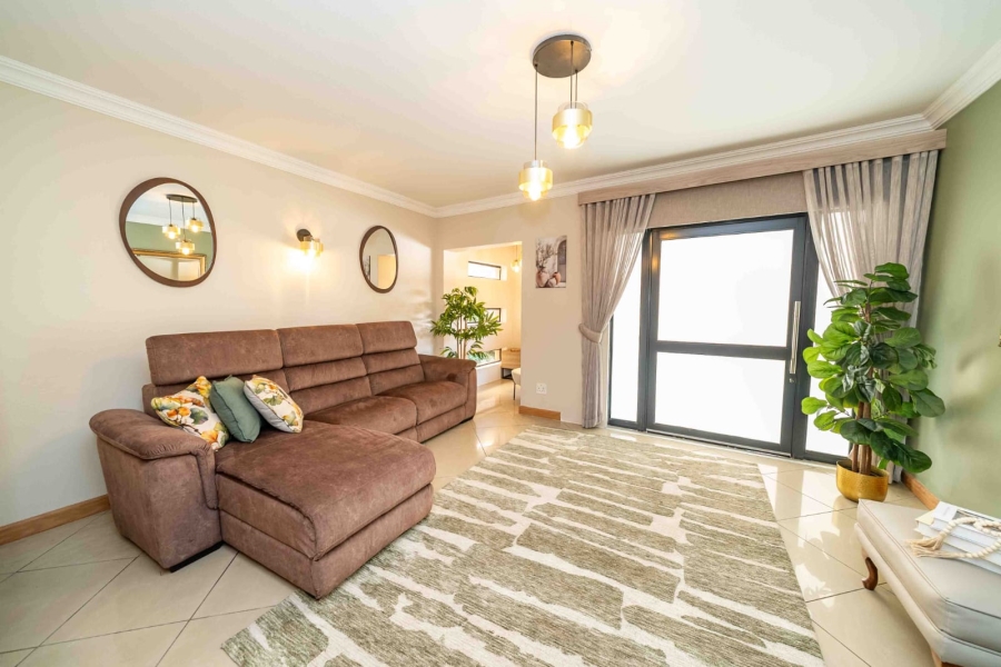 4 Bedroom Property for Sale in Sunair Park Gauteng