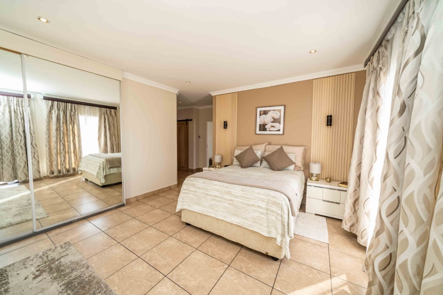 4 Bedroom Property for Sale in Sunair Park Gauteng