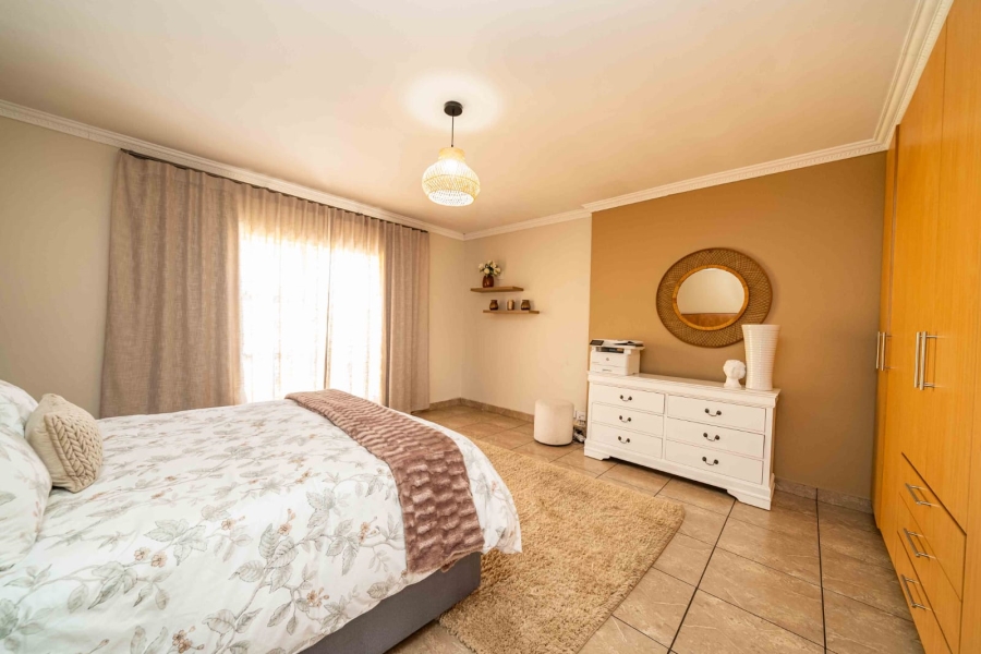 4 Bedroom Property for Sale in Sunair Park Gauteng