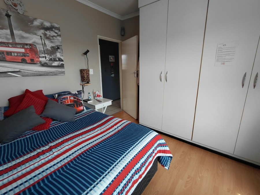 2 Bedroom Property for Sale in Sonneveld Gauteng