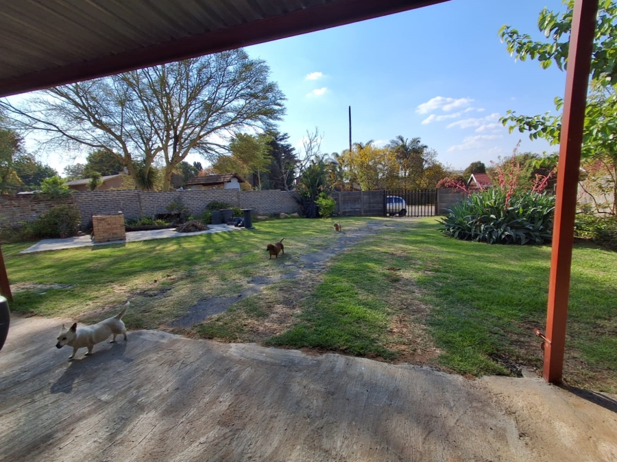 3 Bedroom Property for Sale in Birchleigh North Gauteng