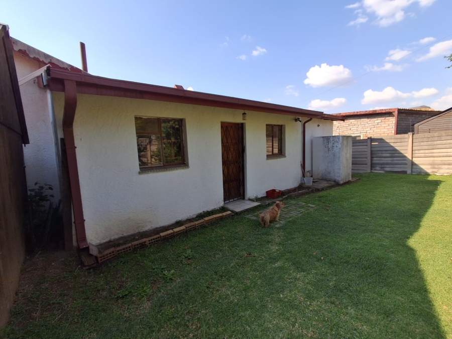 3 Bedroom Property for Sale in Birchleigh North Gauteng