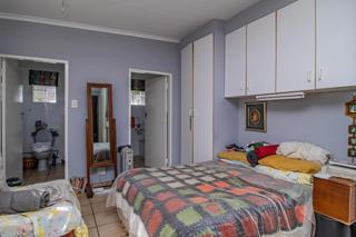 5 Bedroom Property for Sale in Glen Marais Gauteng