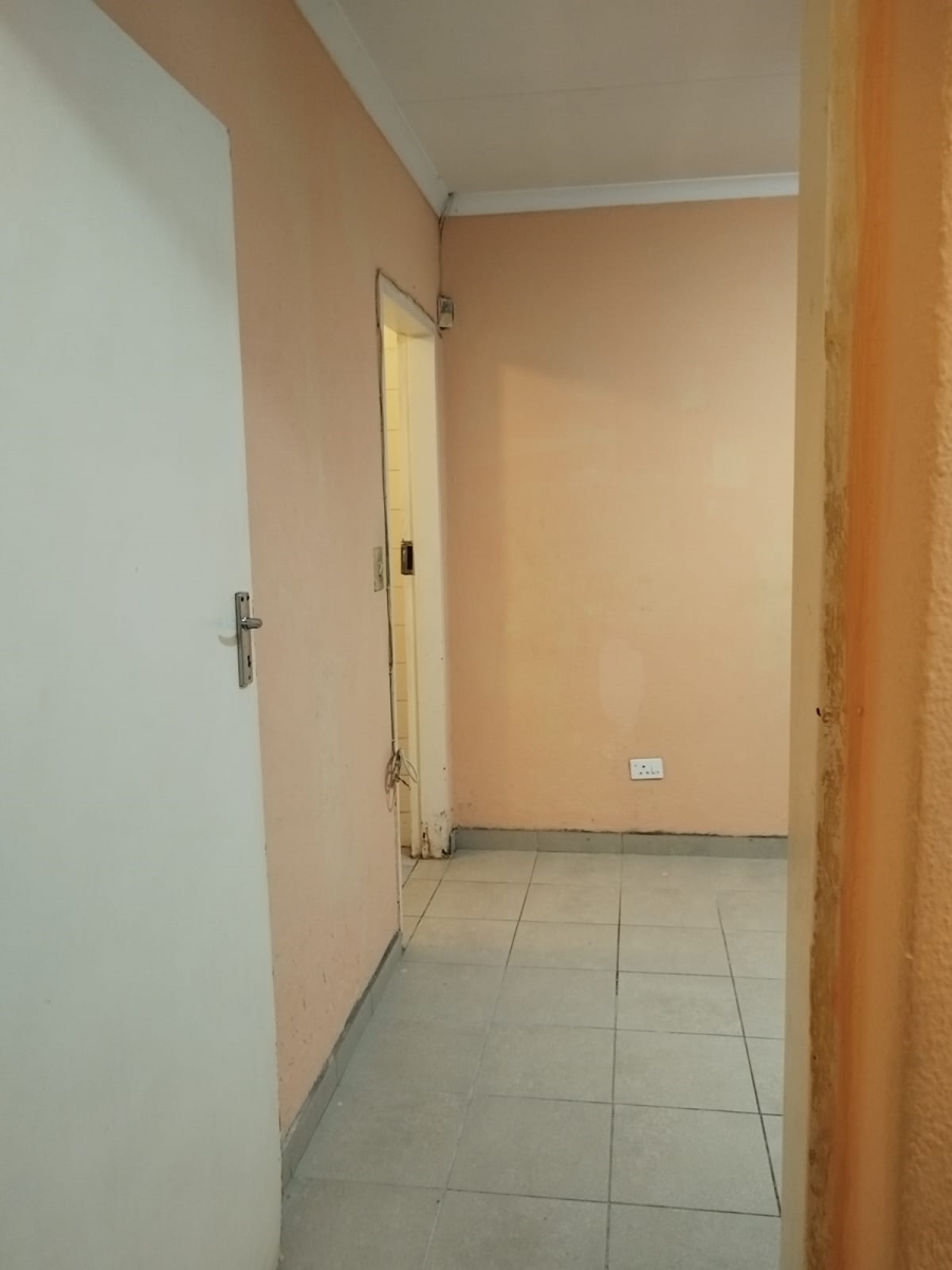 To Let 3 Bedroom Property for Rent in Norkem Park Gauteng