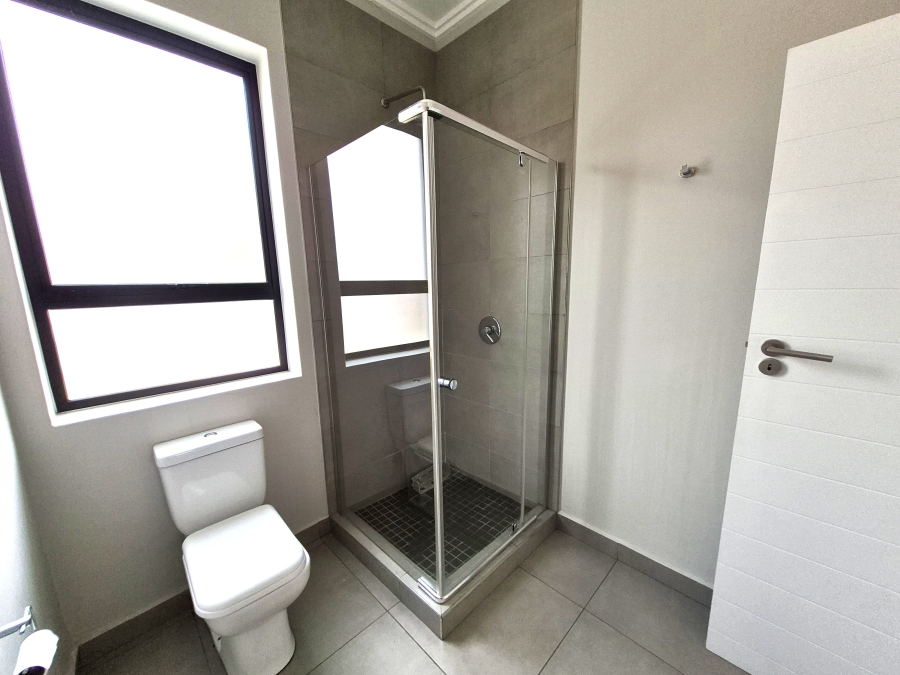 To Let 2 Bedroom Property for Rent in Sandown Gauteng