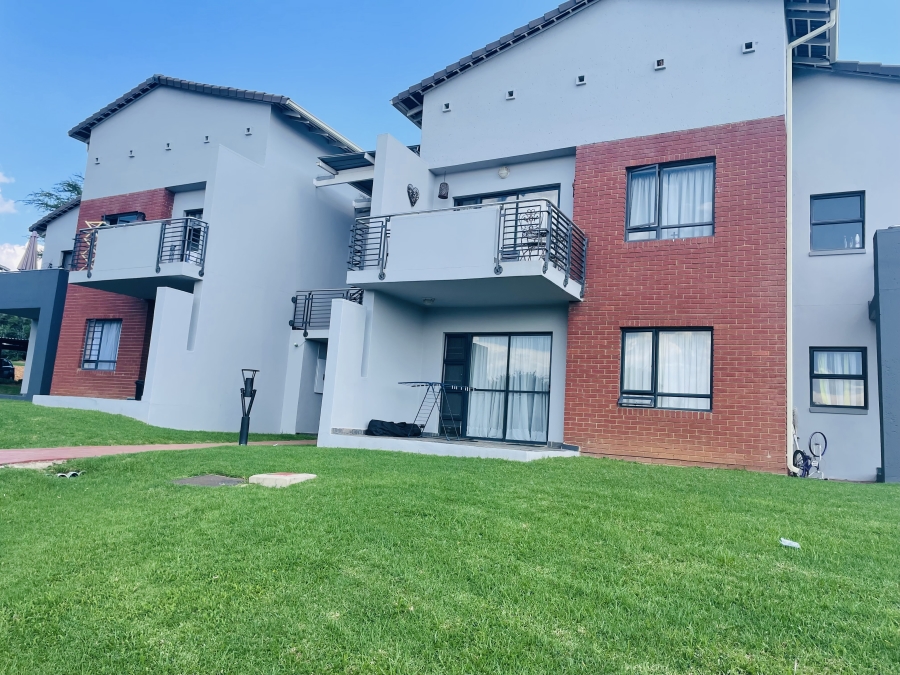 To Let 1 Bedroom Property for Rent in Jackal Creek Golf Estate Gauteng