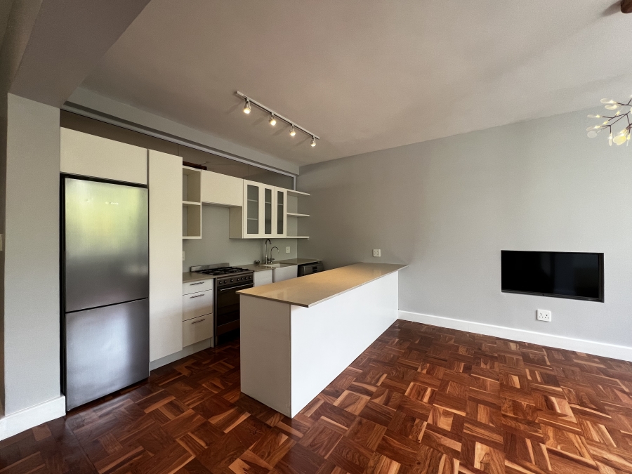 To Let 2 Bedroom Property for Rent in Illovo Gauteng