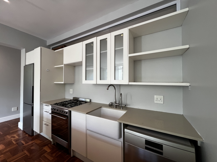 To Let 2 Bedroom Property for Rent in Illovo Gauteng