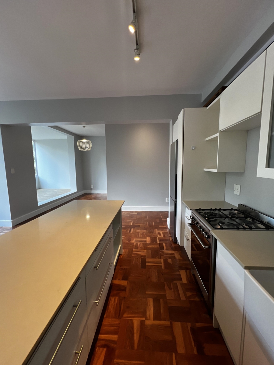 To Let 2 Bedroom Property for Rent in Illovo Gauteng