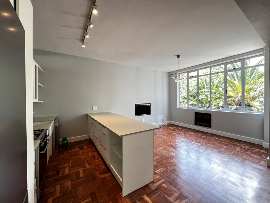 To Let 2 Bedroom Property for Rent in Illovo Gauteng