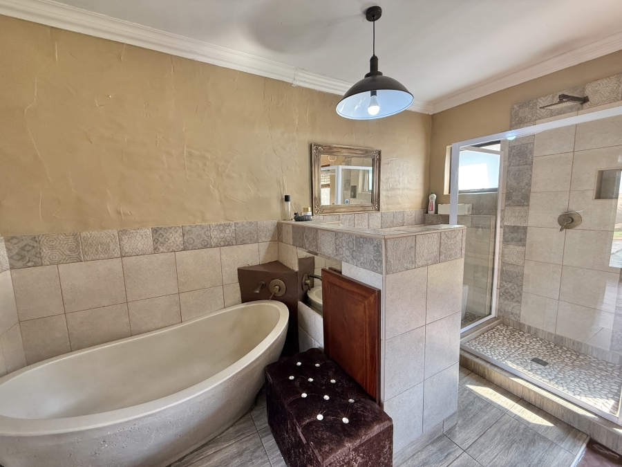 4 Bedroom Property for Sale in Midstream Meadows Gauteng
