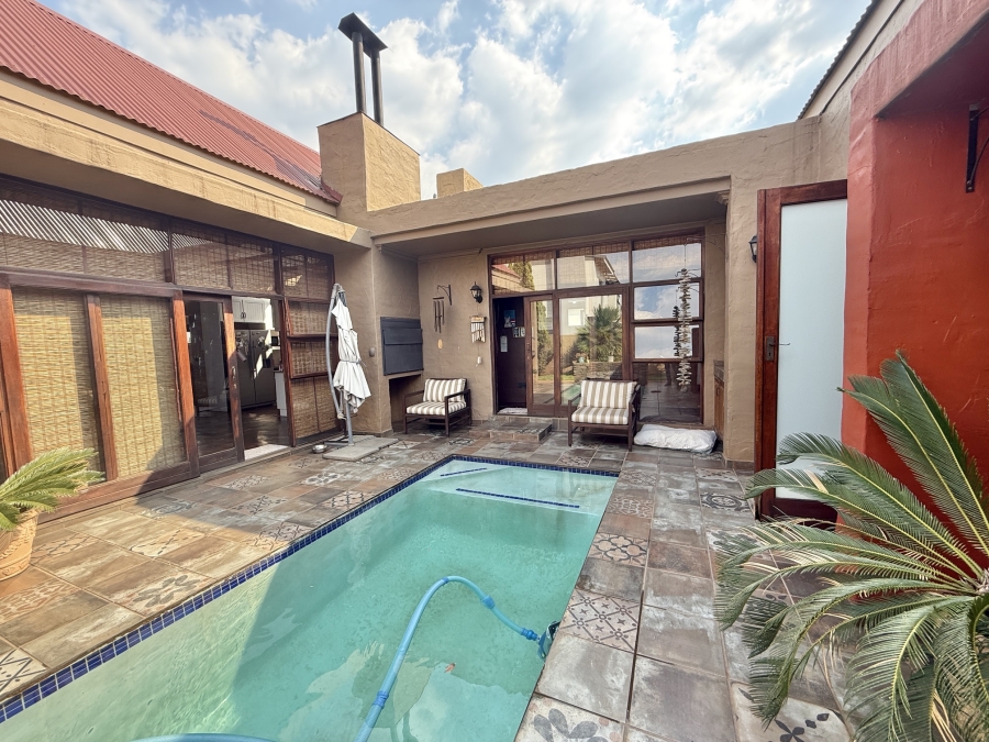 4 Bedroom Property for Sale in Midstream Meadows Gauteng