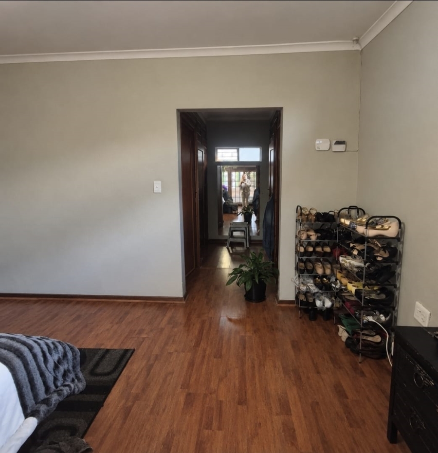 4 Bedroom Property for Sale in Rant En Dal Gauteng