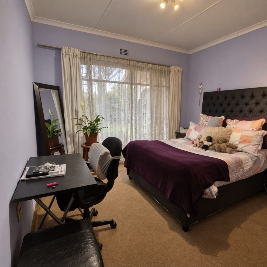 4 Bedroom Property for Sale in Rant En Dal Gauteng