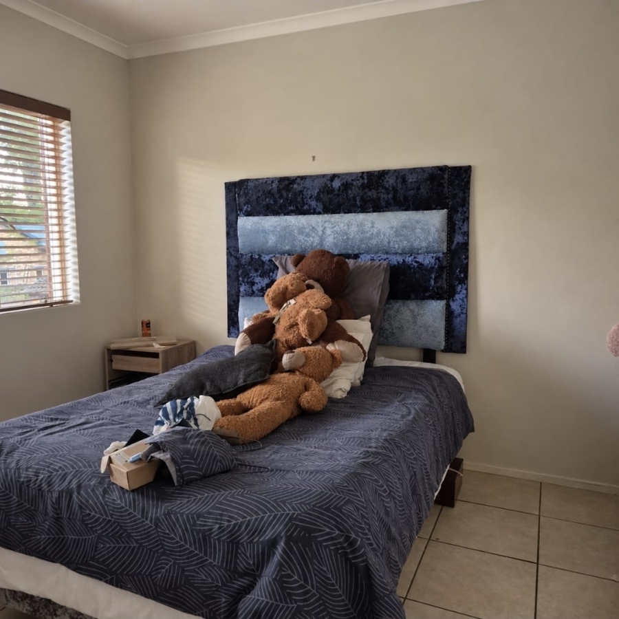 4 Bedroom Property for Sale in Rant En Dal Gauteng