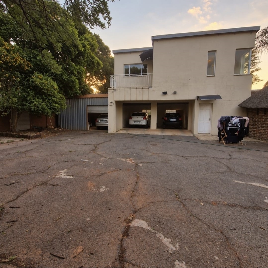 4 Bedroom Property for Sale in Rant En Dal Gauteng