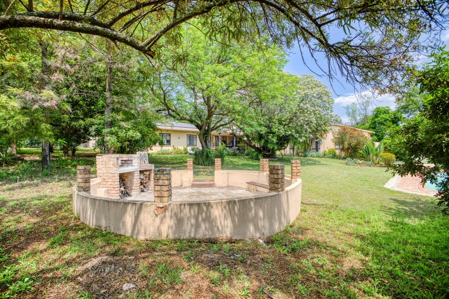 4 Bedroom Property for Sale in Chartwell Gauteng
