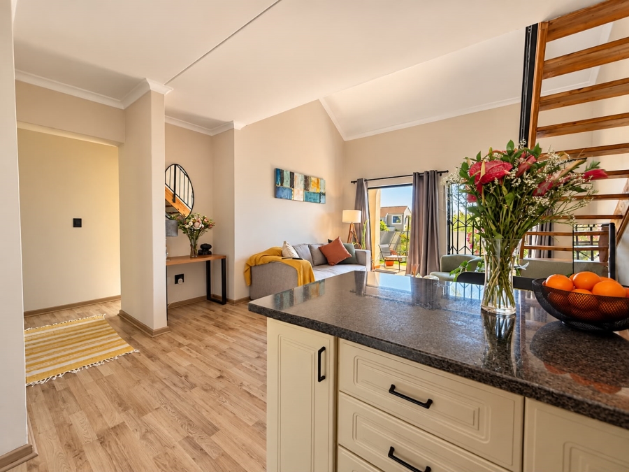 To Let 2 Bedroom Property for Rent in Broadacres Gauteng