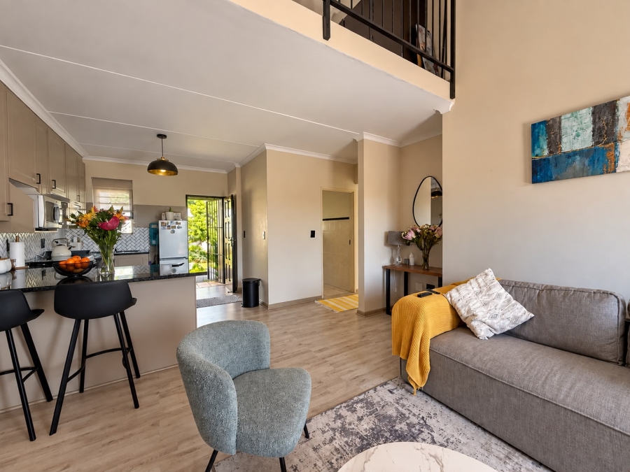 To Let 2 Bedroom Property for Rent in Broadacres Gauteng