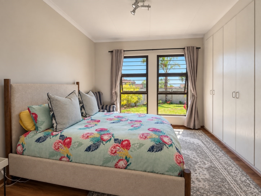 To Let 2 Bedroom Property for Rent in Broadacres Gauteng