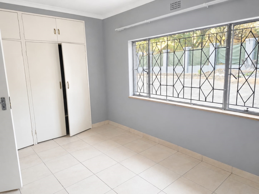 To Let 1 Bedroom Property for Rent in Kensington B Gauteng