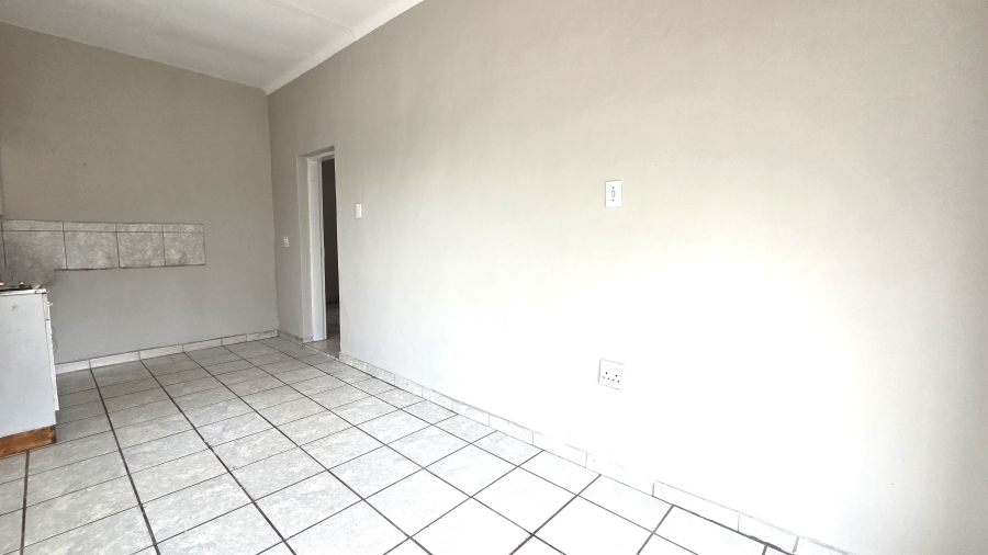 To Let 3 Bedroom Property for Rent in East Lynne Gauteng