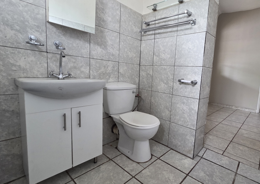 To Let 3 Bedroom Property for Rent in East Lynne Gauteng