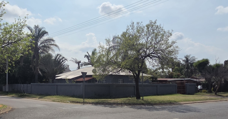 To Let 3 Bedroom Property for Rent in East Lynne Gauteng