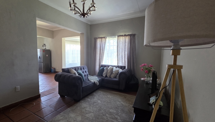 To Let 3 Bedroom Property for Rent in East Lynne Gauteng