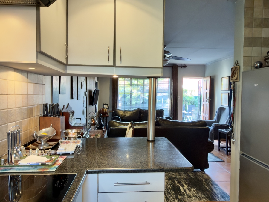 2 Bedroom Property for Sale in Pierre Van Ryneveld Gauteng
