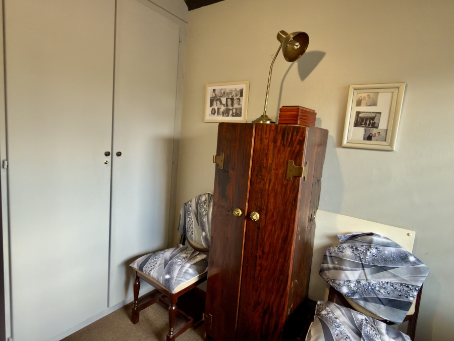 2 Bedroom Property for Sale in Pierre Van Ryneveld Gauteng