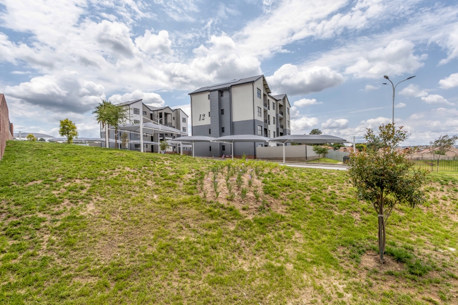 1 Bedroom Property for Sale in Noordhang Gauteng