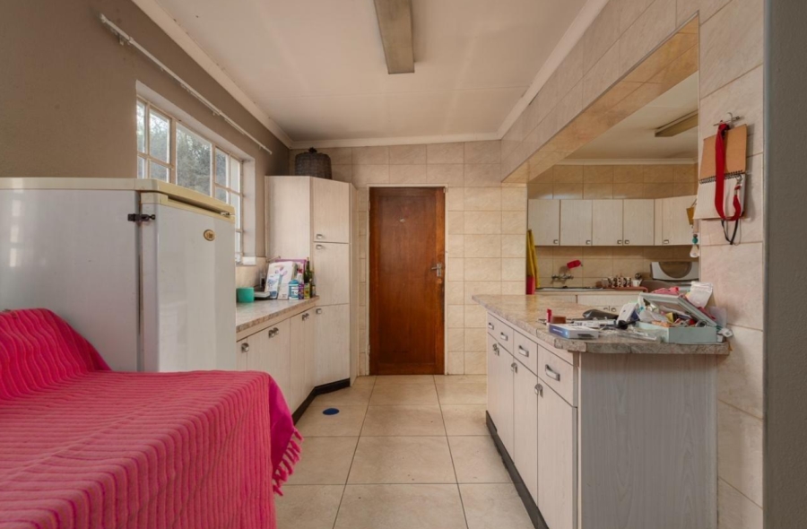 3 Bedroom Property for Sale in Brackendowns Gauteng