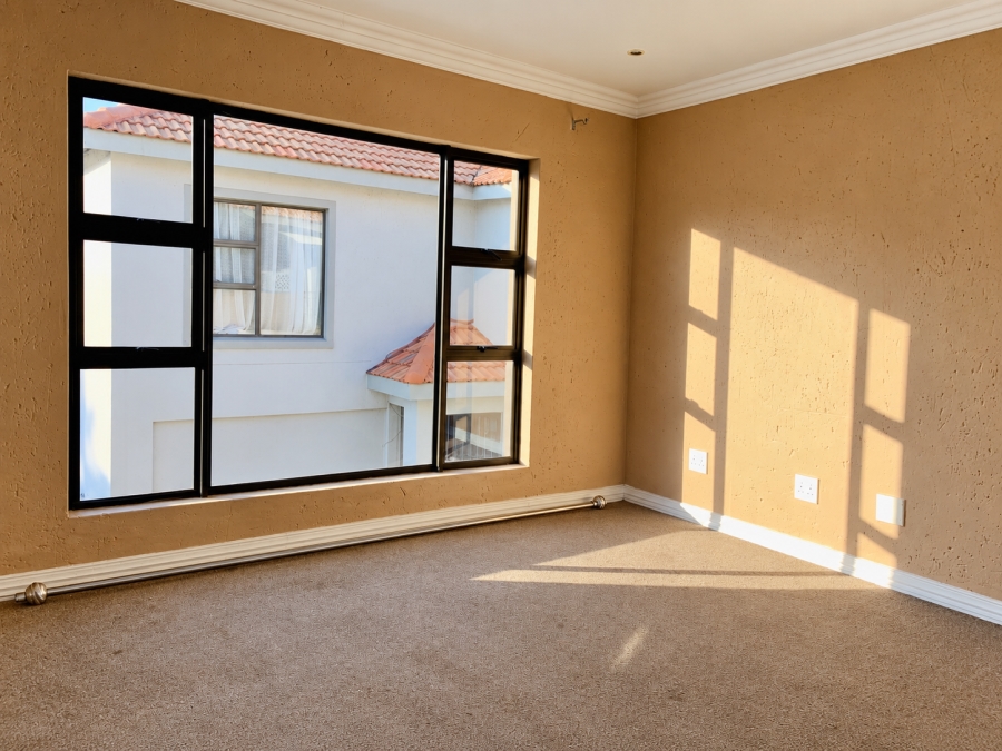 3 Bedroom Property for Sale in Vanderbijlpark SE 2 Gauteng