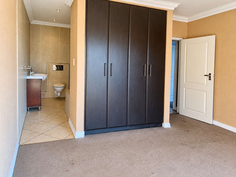 3 Bedroom Property for Sale in Vanderbijlpark SE 2 Gauteng