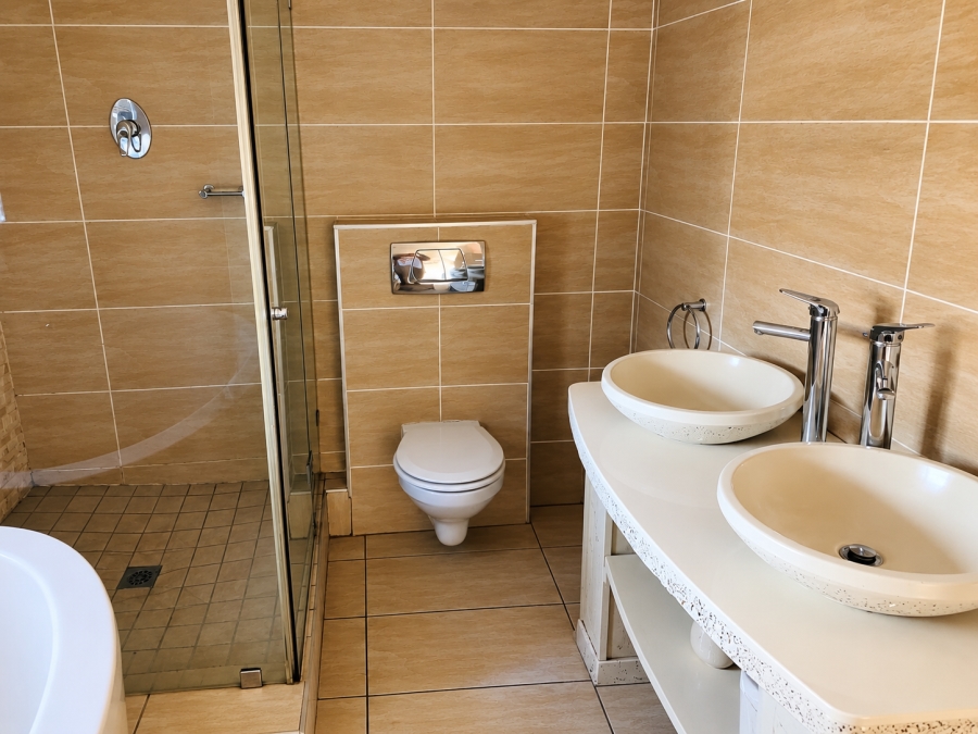 3 Bedroom Property for Sale in Vanderbijlpark SE 2 Gauteng