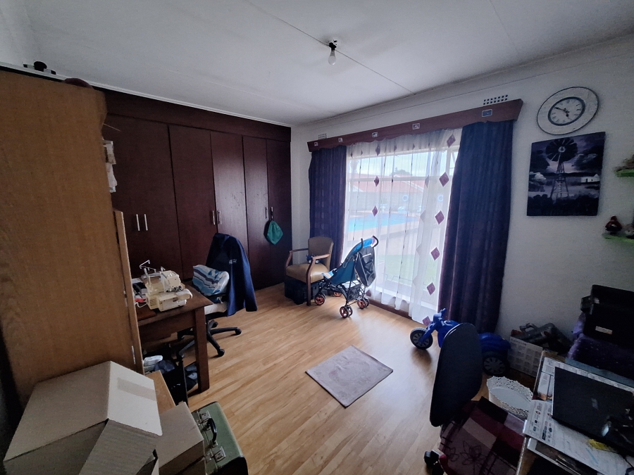 3 Bedroom Property for Sale in Vanderbijlpark SE 7 Gauteng
