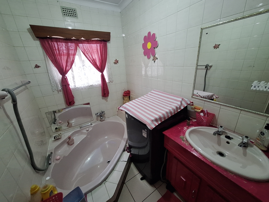 3 Bedroom Property for Sale in Vanderbijlpark SE 7 Gauteng