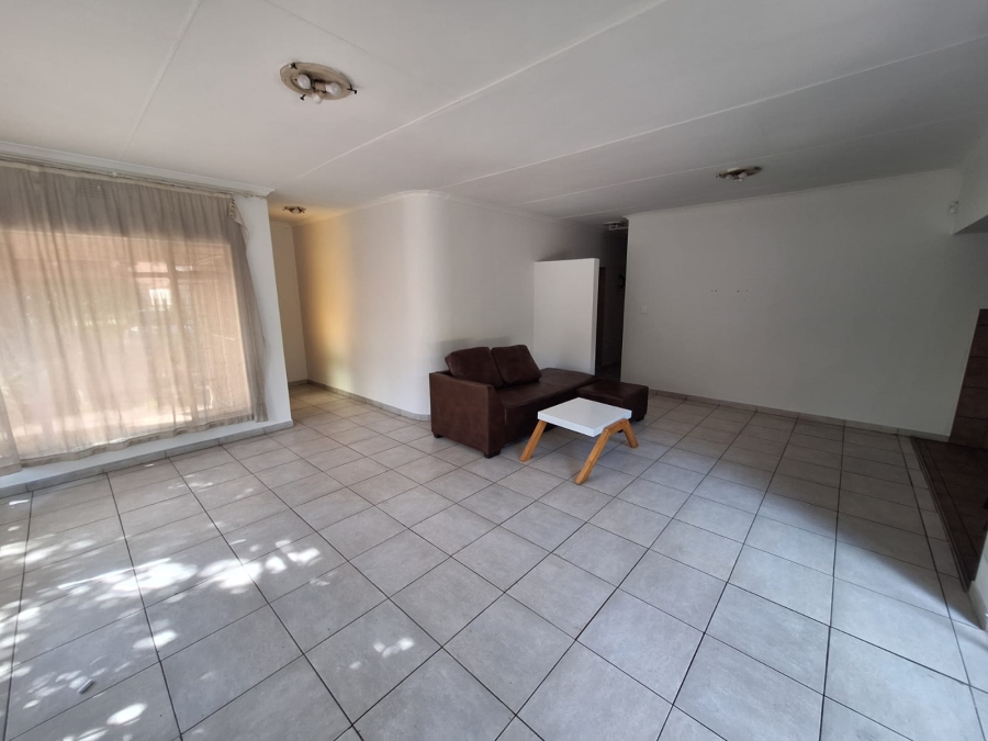 4 Bedroom Property for Sale in Vanderbijlpark SE 6 Gauteng