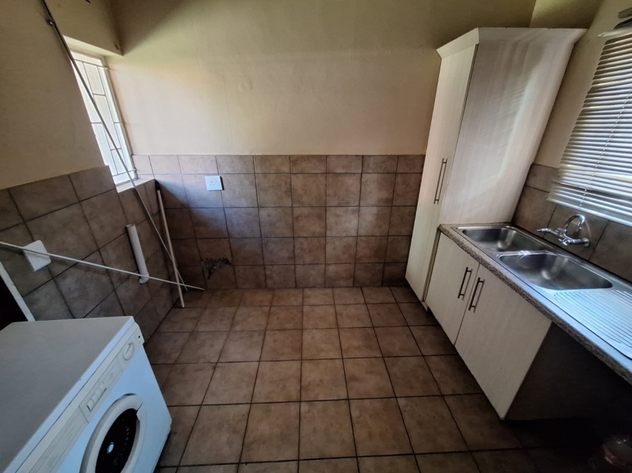 4 Bedroom Property for Sale in Vanderbijlpark SE 6 Gauteng