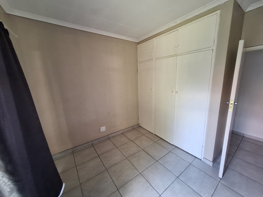 4 Bedroom Property for Sale in Vanderbijlpark SE 6 Gauteng