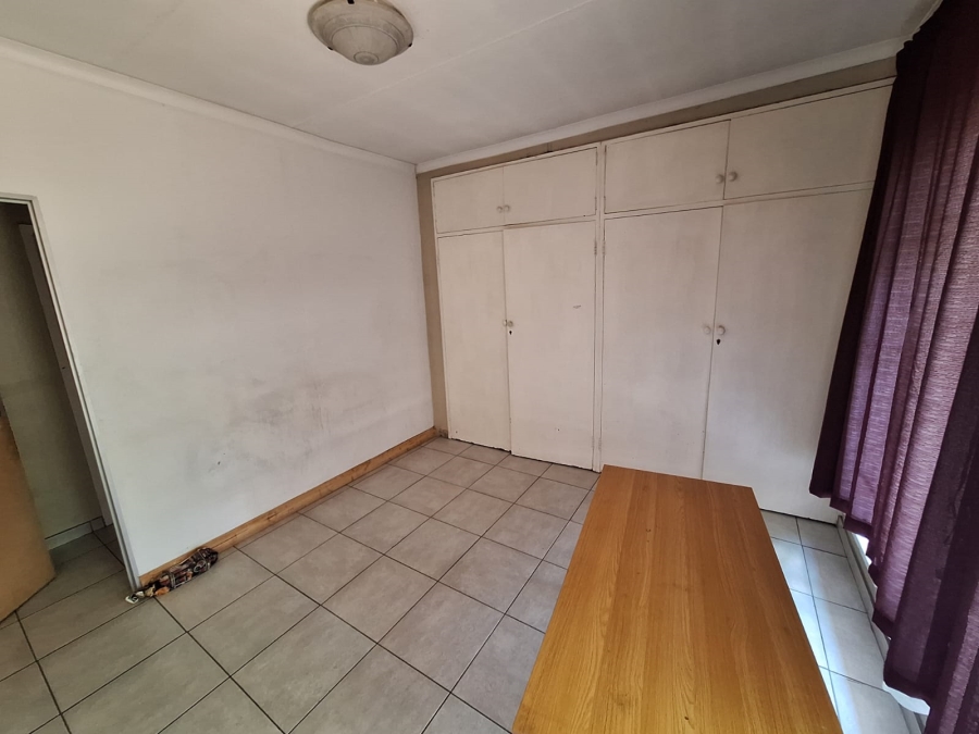 4 Bedroom Property for Sale in Vanderbijlpark SE 6 Gauteng
