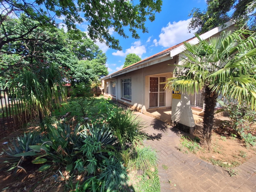 4 Bedroom Property for Sale in Vanderbijlpark SE 6 Gauteng
