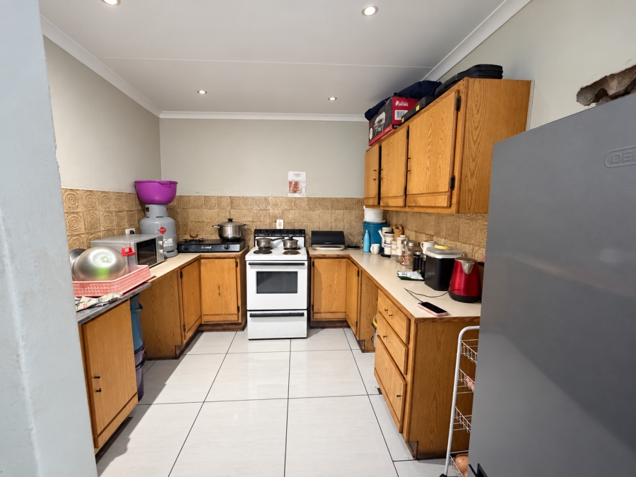 2 Bedroom Property for Sale in Pretoria West Gauteng