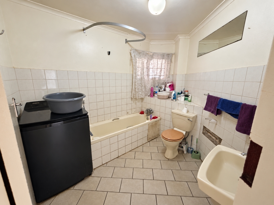 2 Bedroom Property for Sale in Pretoria West Gauteng