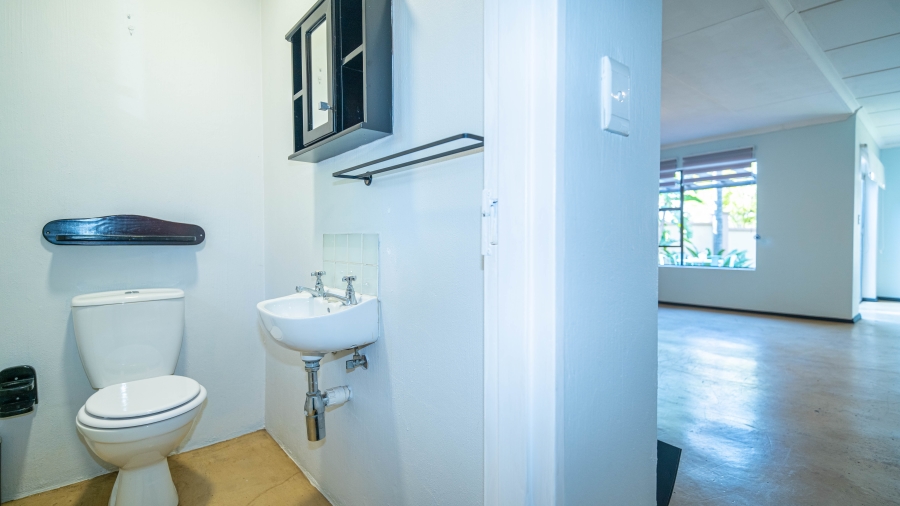 To Let 3 Bedroom Property for Rent in Broadacres Gauteng