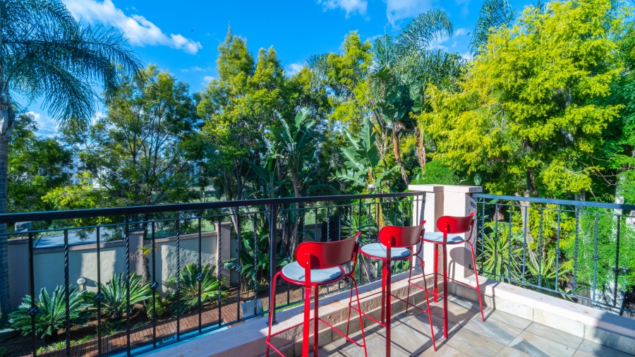 To Let 3 Bedroom Property for Rent in Broadacres Gauteng
