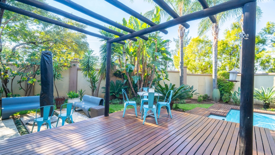 To Let 3 Bedroom Property for Rent in Broadacres Gauteng