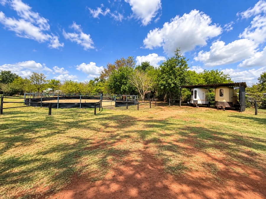 Commercial Property for Sale in Enormwater Gauteng