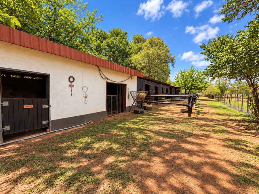 Commercial Property for Sale in Enormwater Gauteng